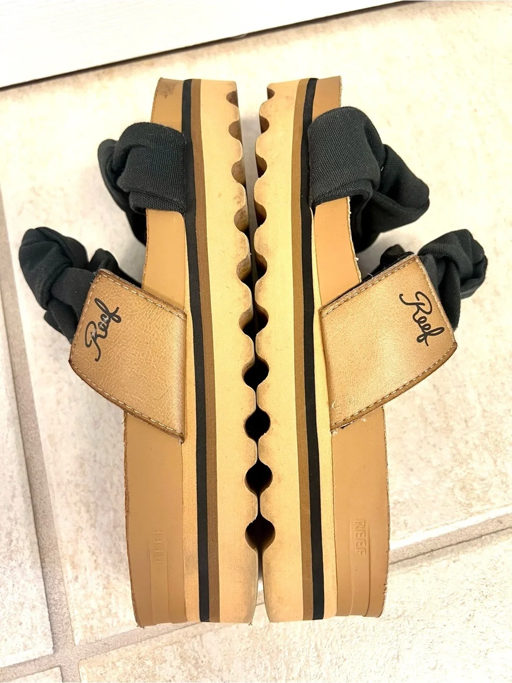 Reef women knotty
